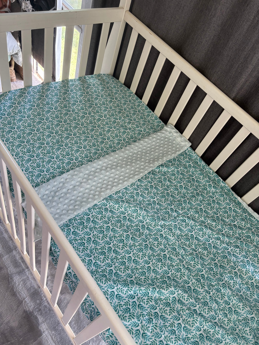 Leaf Fitted Cot Sheet